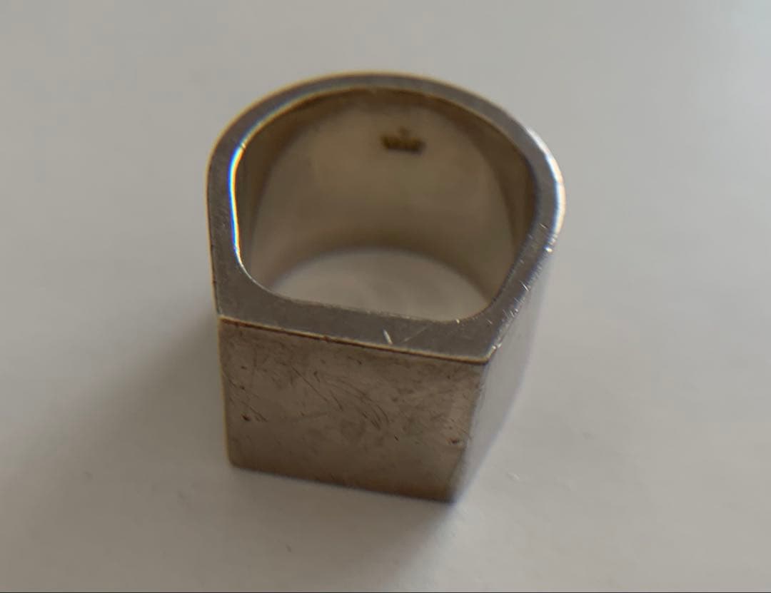 GUCCI シルバー スクエアリング