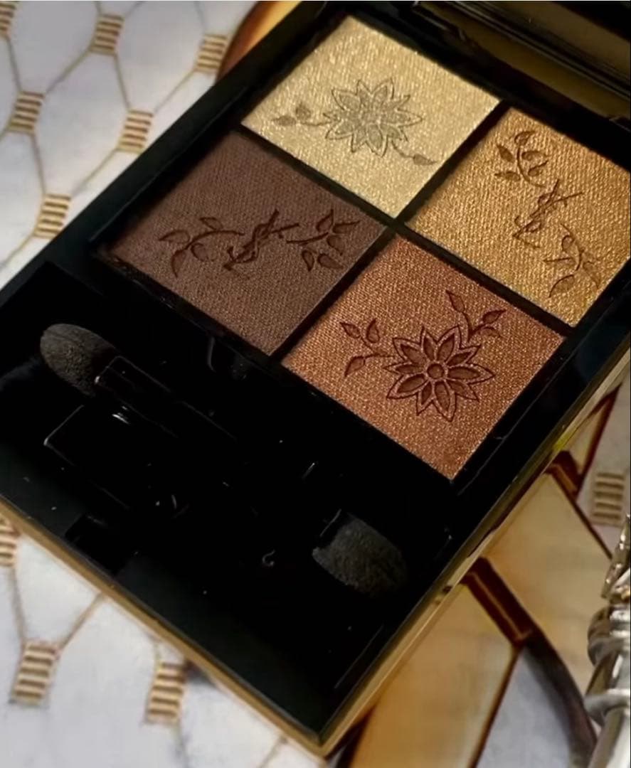 YSL クチュールクラッチ 024 ゴールデンレース　アイシャドウパレット
