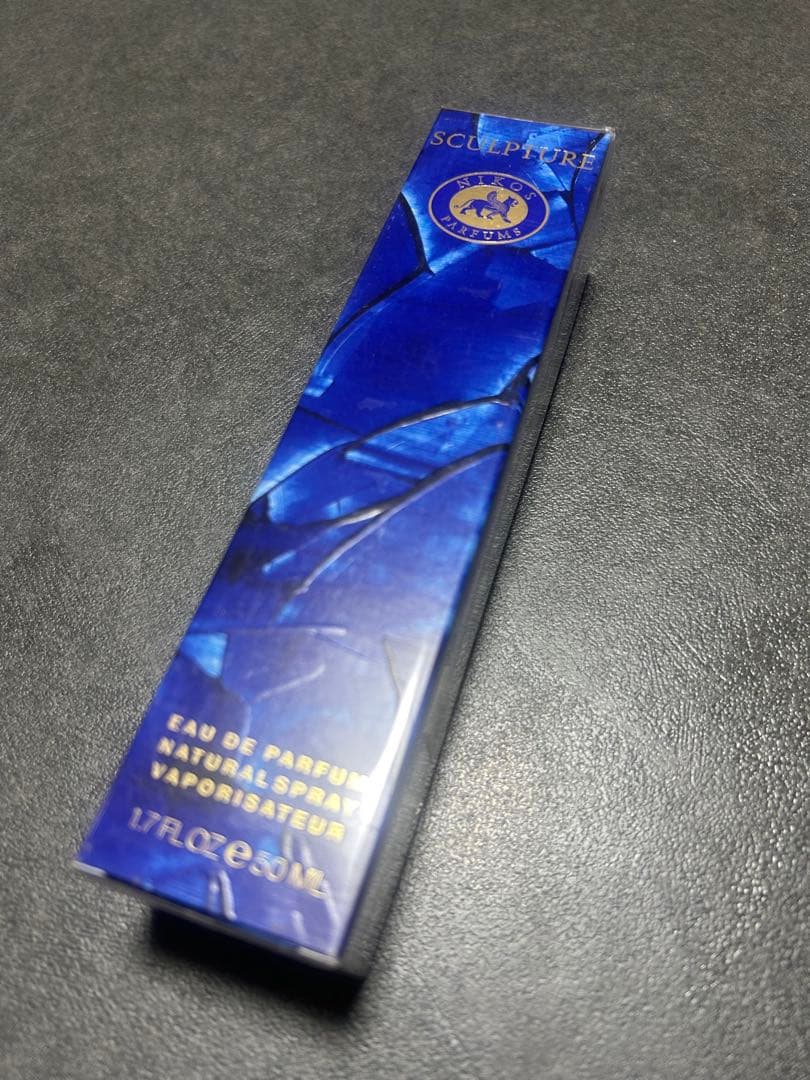 廃盤☆未使用✨　ニコス スカルプチャーファム 50ml 香水 フレグランス