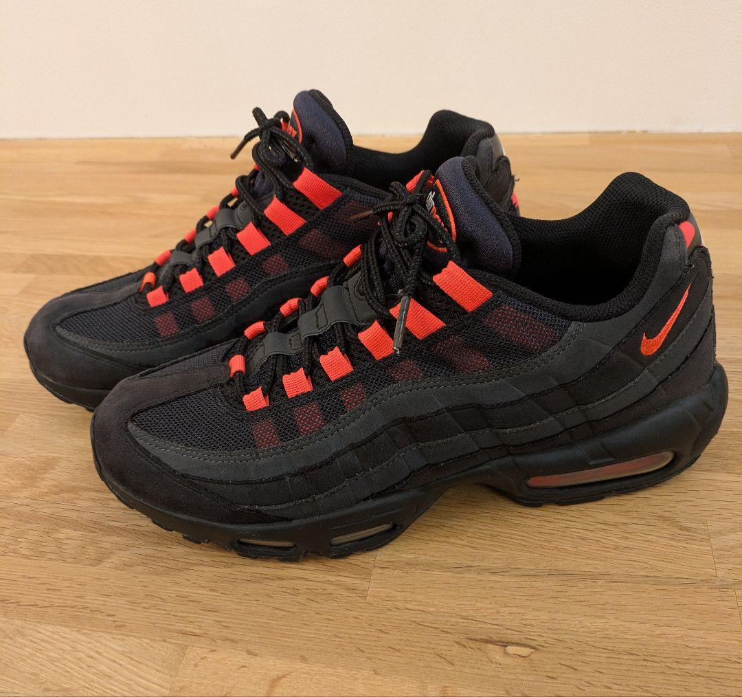 NIKEナイキ エアマックス95 ブラック レーザークリムゾン 27.5cm