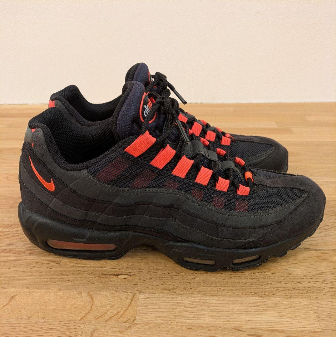 NIKEナイキ エアマックス95 ブラック レーザークリムゾン 27.5cm