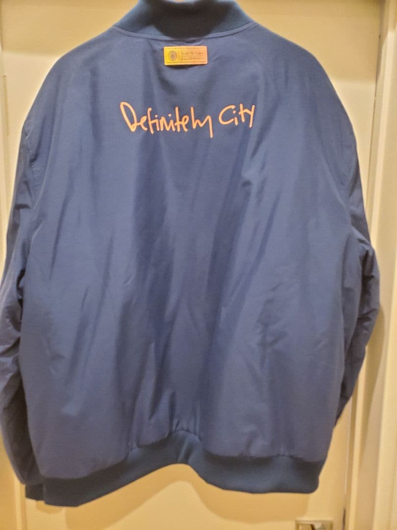 マンチェスターシティ オアシスノエルギャラガー コラボ ボンバー