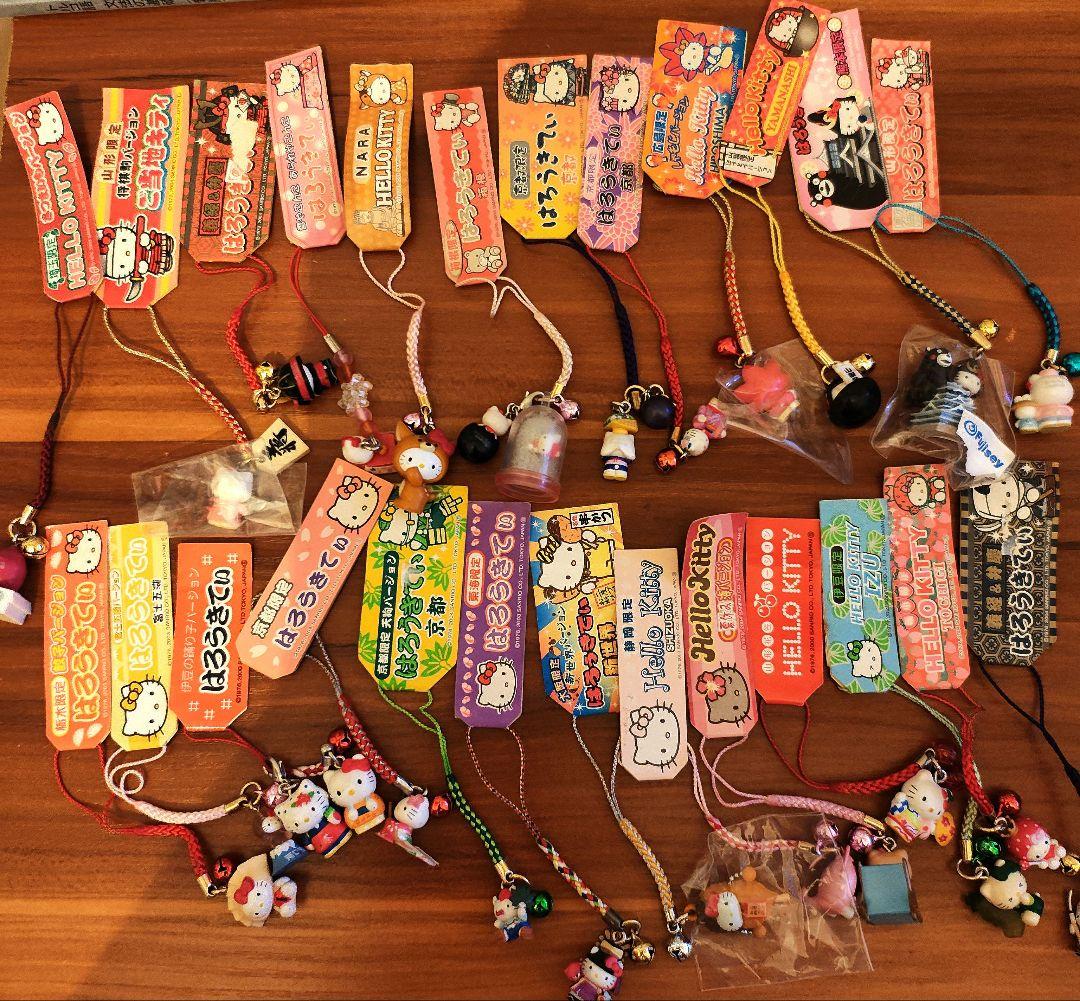 公*o様 ハローキティご当地ストラップセット 約140個まとめ売り - 公*o