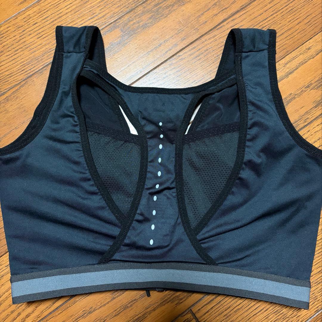 N7 スポーツブラ ブラック 試着のみ - メルカリ