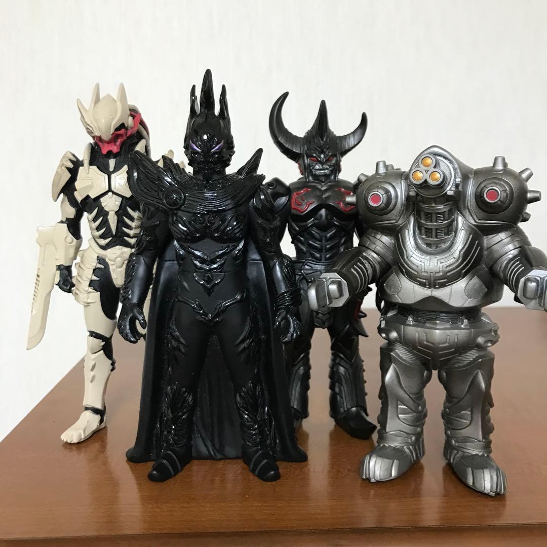絶版 ウルトラ怪獣 エンペラ星人セット - メルカリ
