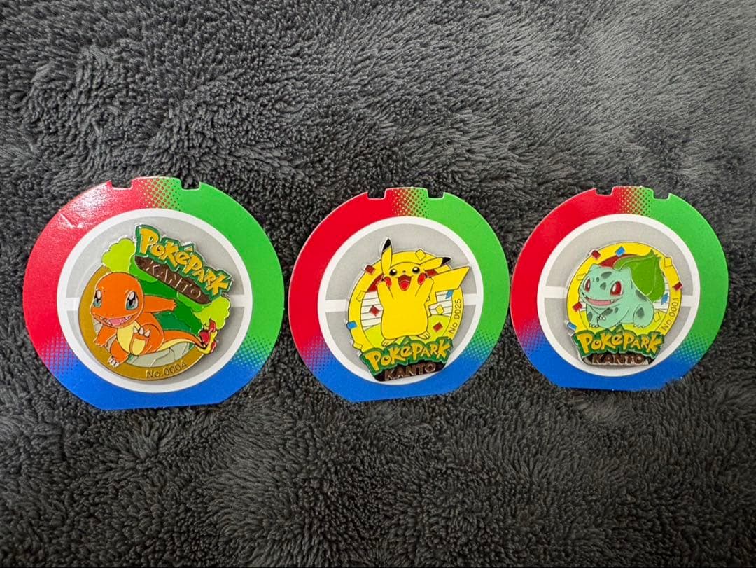 ポケパーク ピンズ ピカチュウ ヒトカゲ フシギダネ - メルカリ