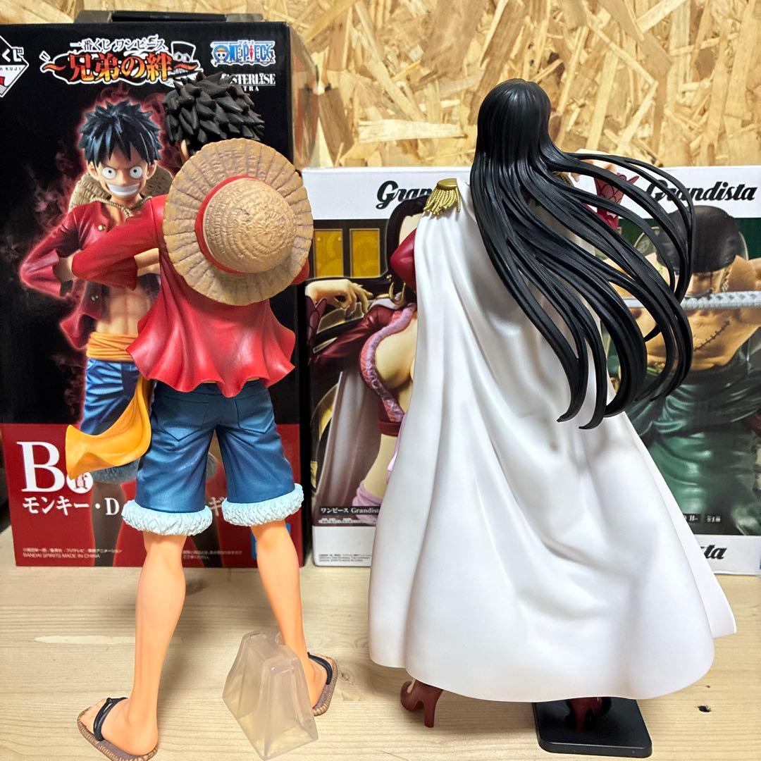 ワンピース フィギュア3点セット - メルカリ