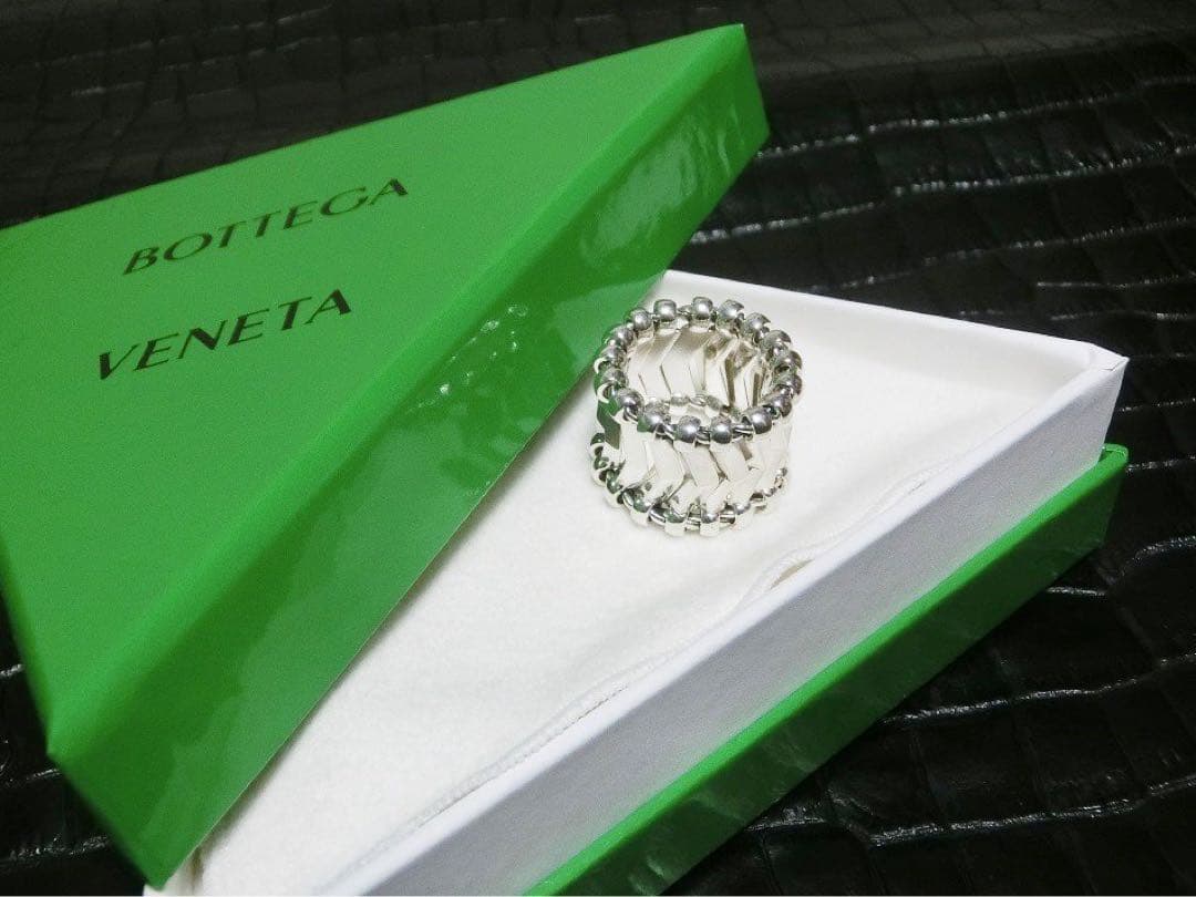 ボッテガべネタBOTTEGA VENETAシェブロンシルバー925リング