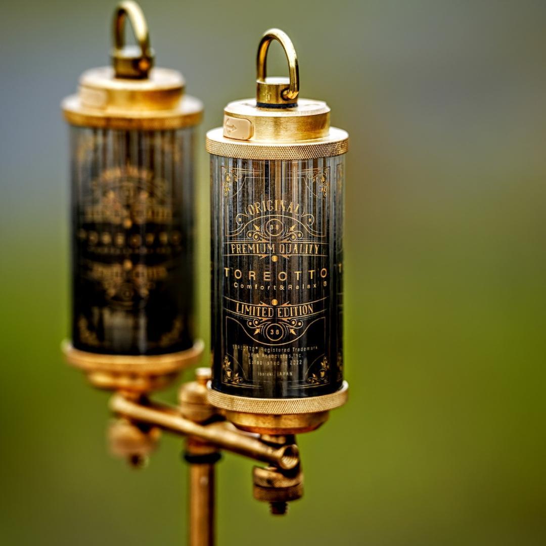【希少】38-kT THE RICH classic100 真鍮製ランタン 本体 38-kT THE RICH Classic100 TOREOTTOからの提案。 手にした瞬間、日常