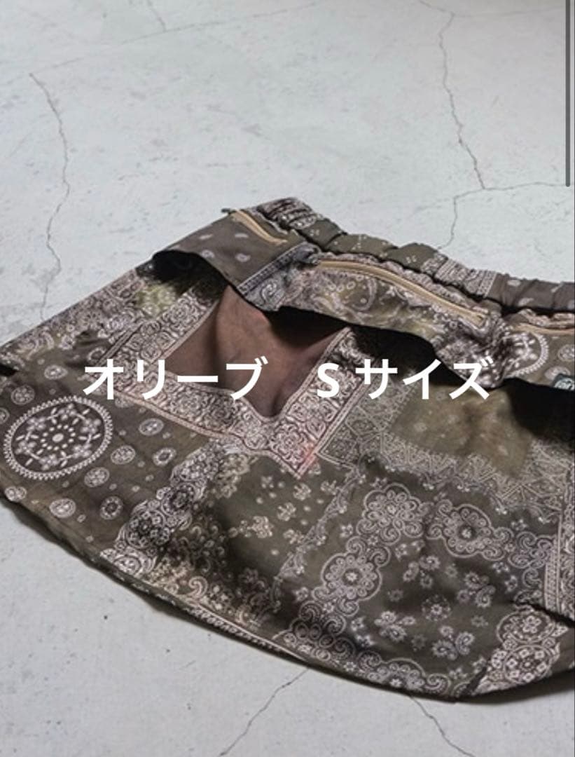 美品⭐︎ranor BANDANA SKIRT S size bandana skirt wrap red paisley medium 28 inch waist 17 lnch long