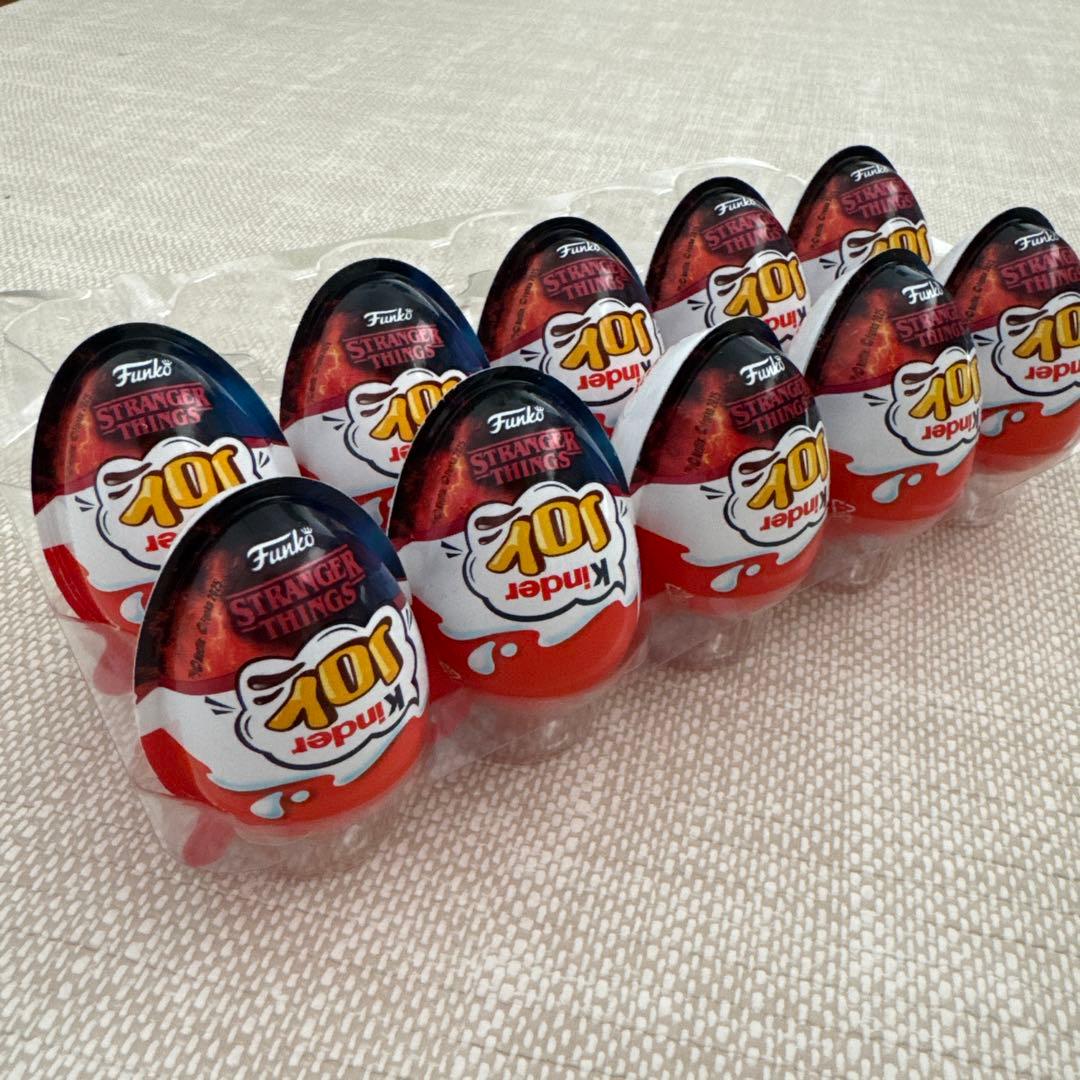 Stranger Things Kinder Joy キンダージョイ 10個 - メルカリ