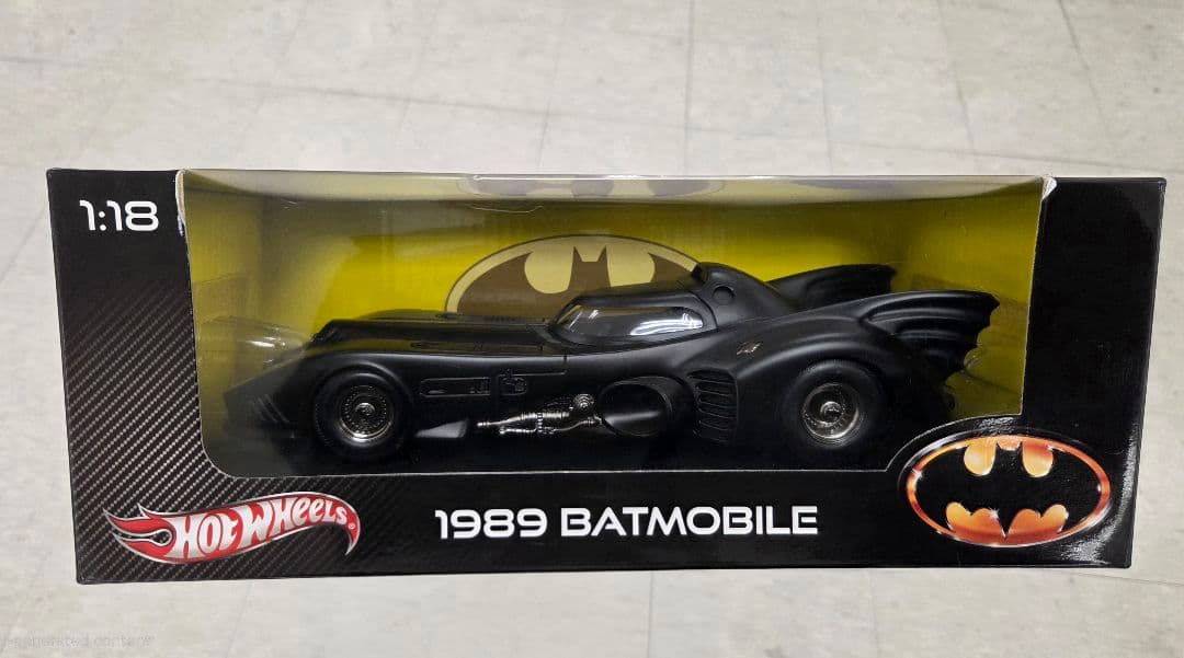 Hot Wheels 1989 Batmobile 1:18 バットモービル