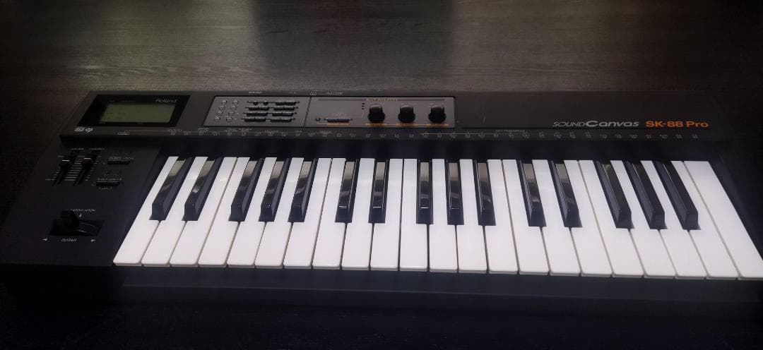鍵盤楽器 Roland SK-88 Pro s-l400.jpg