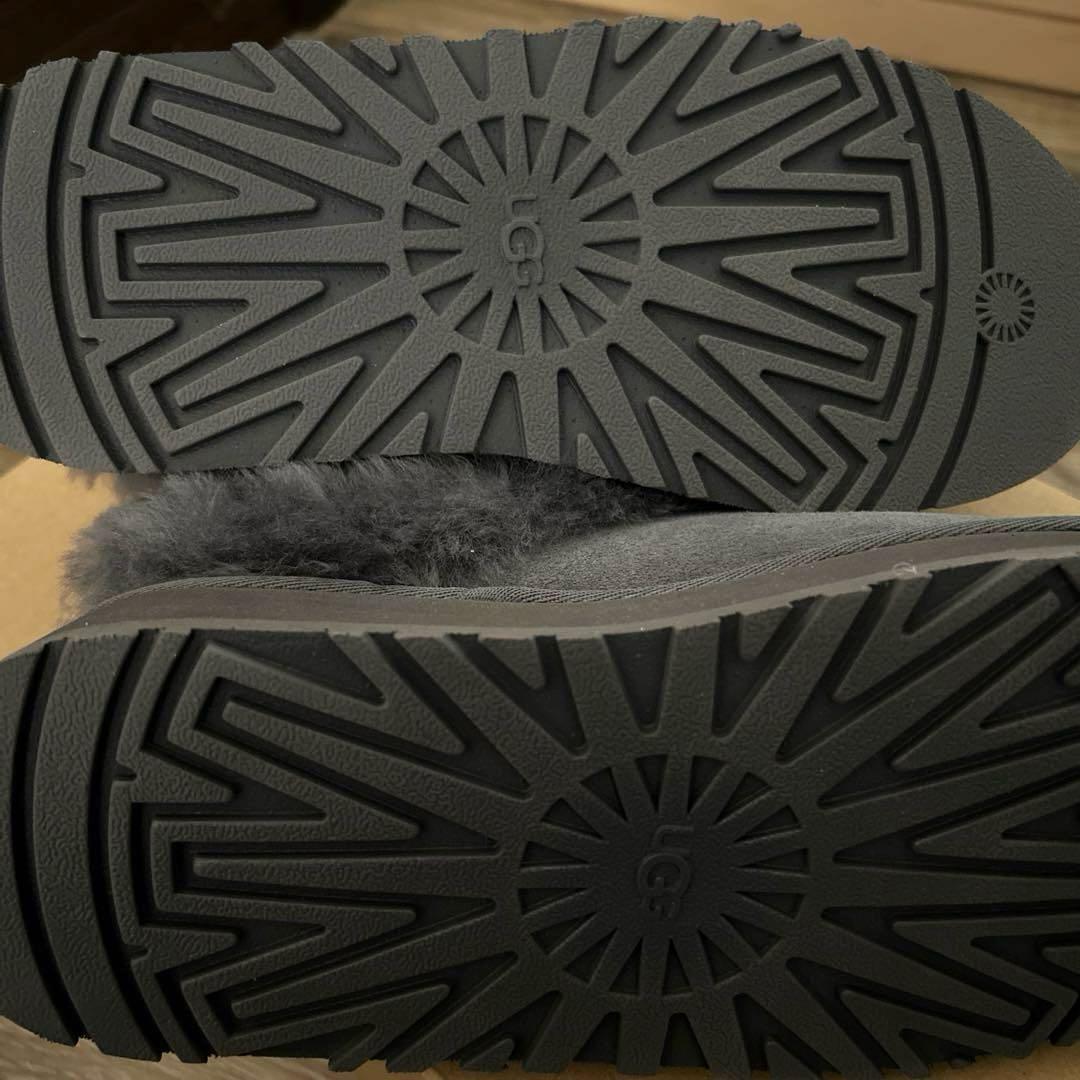 新品・未使用】UGG Tazzelle タゼル サイズ7 ダークグレー - メルカリ