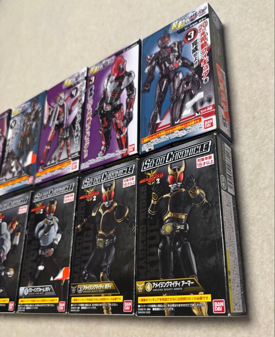 仮面ライダークウガ2 ゼロワン未開封12個セット
