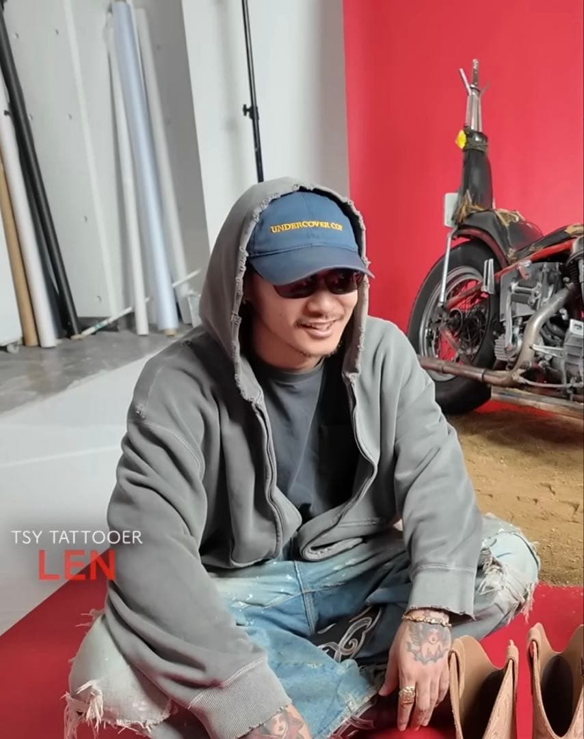 tattoo studio yamada 東洋エンタープライズgold パーカー - メルカリ