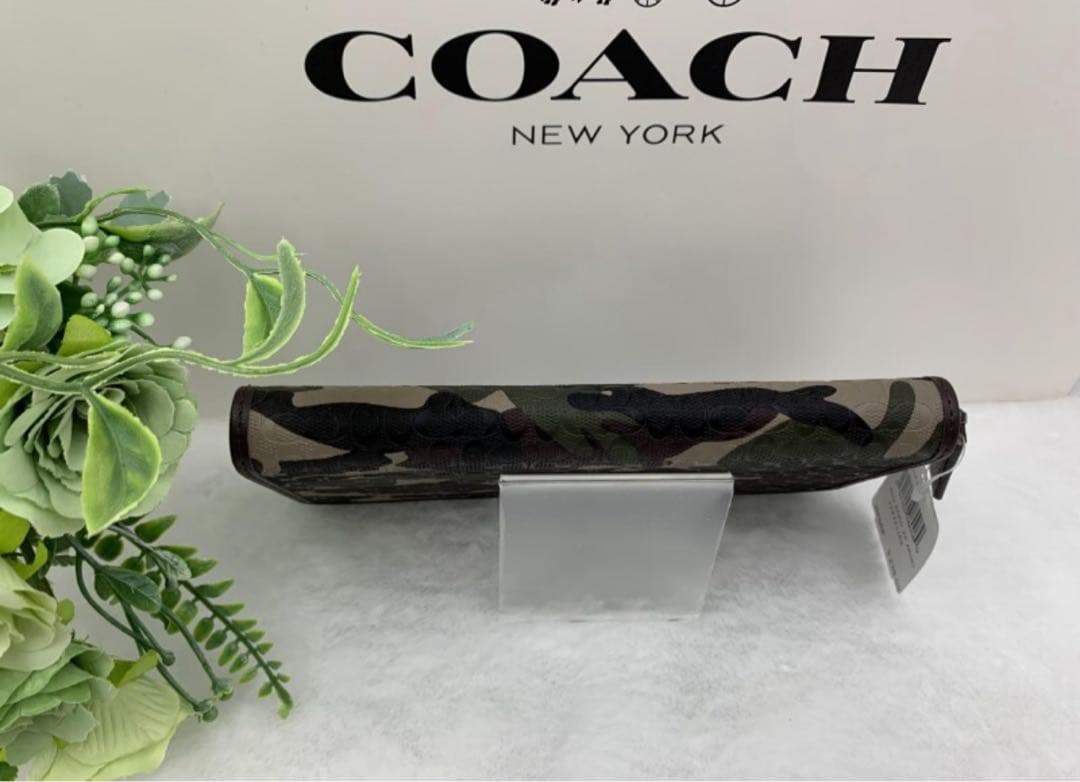 新品未使用コーチ長財布迷彩柄グリーンシグネチャーメンズレディース