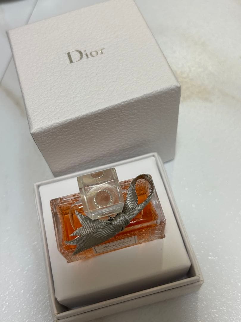 ミスディオール エクストレ ドゥ パルファン 15ml