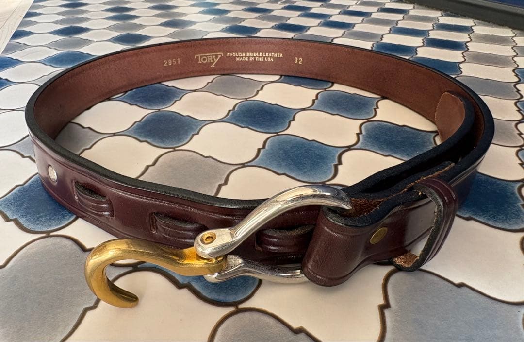TORY LEATHER フックバックルベルト　32インチ
