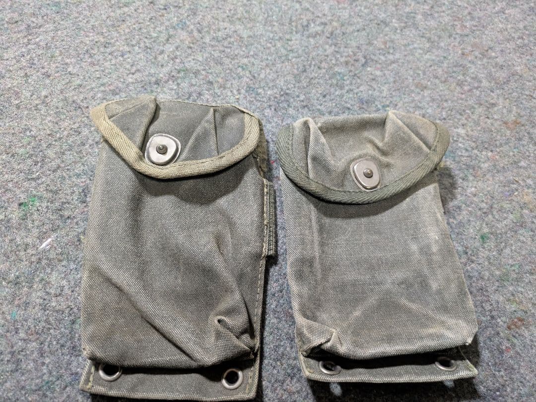 陸上自衛隊　実物　64式小銃用弾納　マガジンポーチ　昭和自衛隊