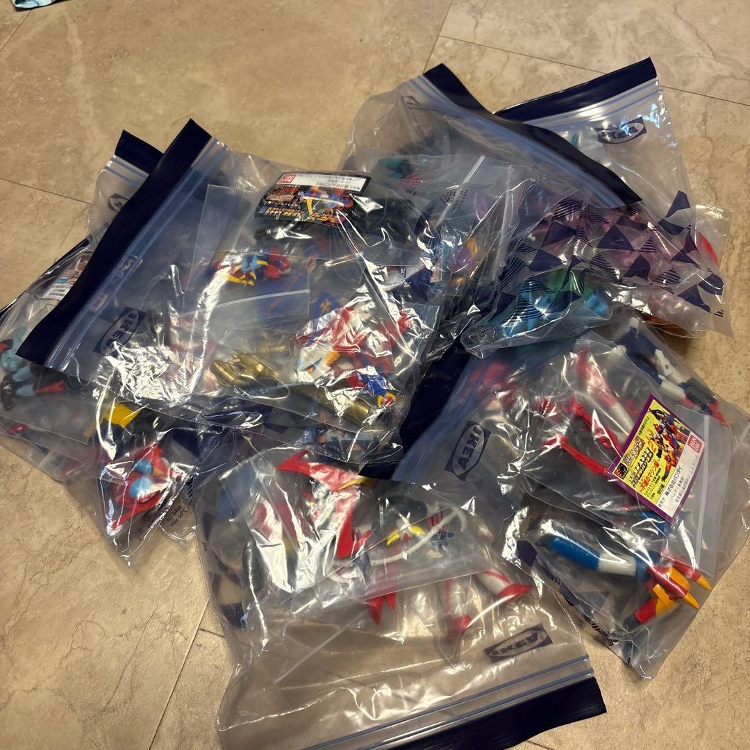 ガシャポンHG スーパーロボット対戦シリーズ等　48体