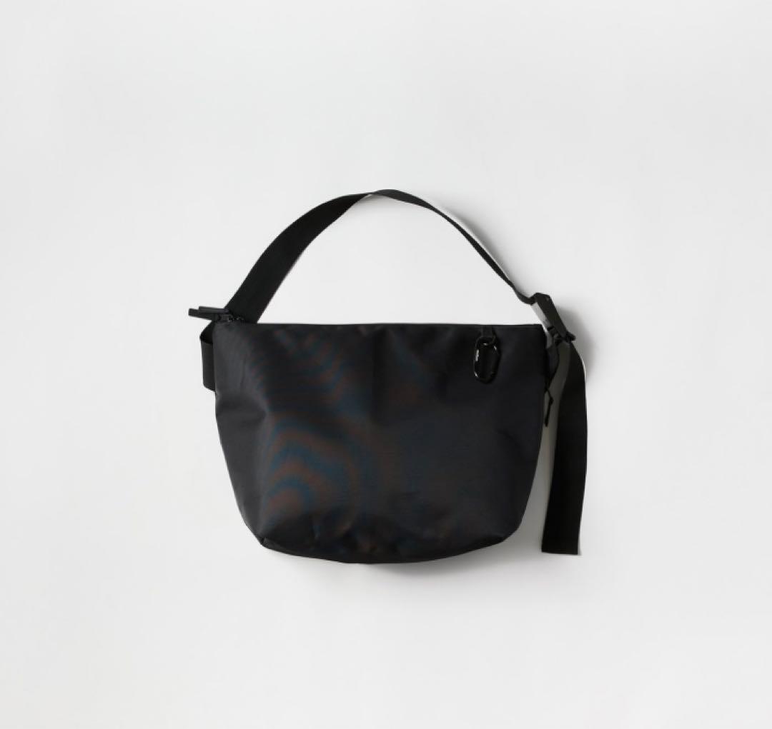 ま*こ様 メッセンジャーバッグmeltumメルタムM