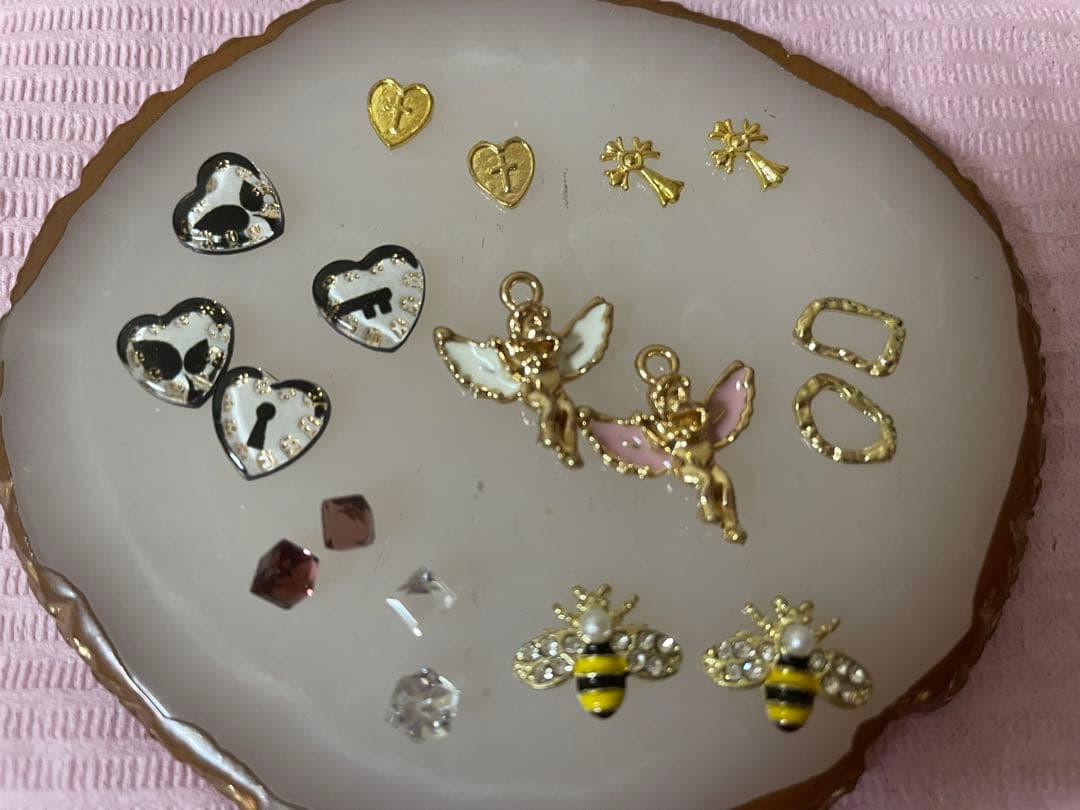 8→ネイルパーツ 18個 デコネイル ネイル用品