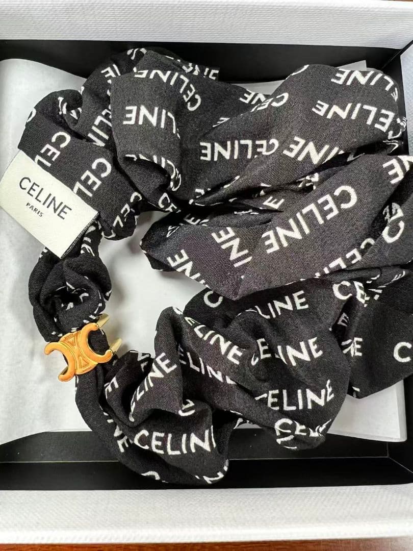 CELINE シルクヘアゴム ブラック - メルカリ