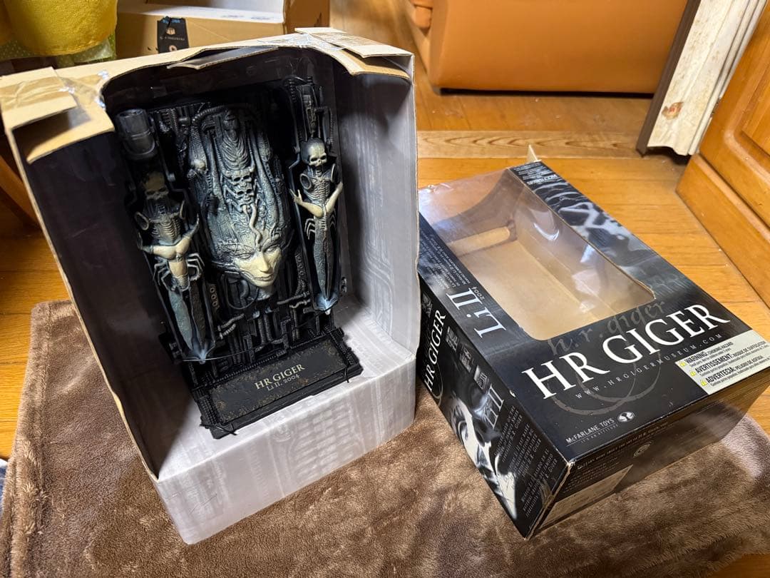 HR Giger Li II フィギュア H.R.ギーガー LI II