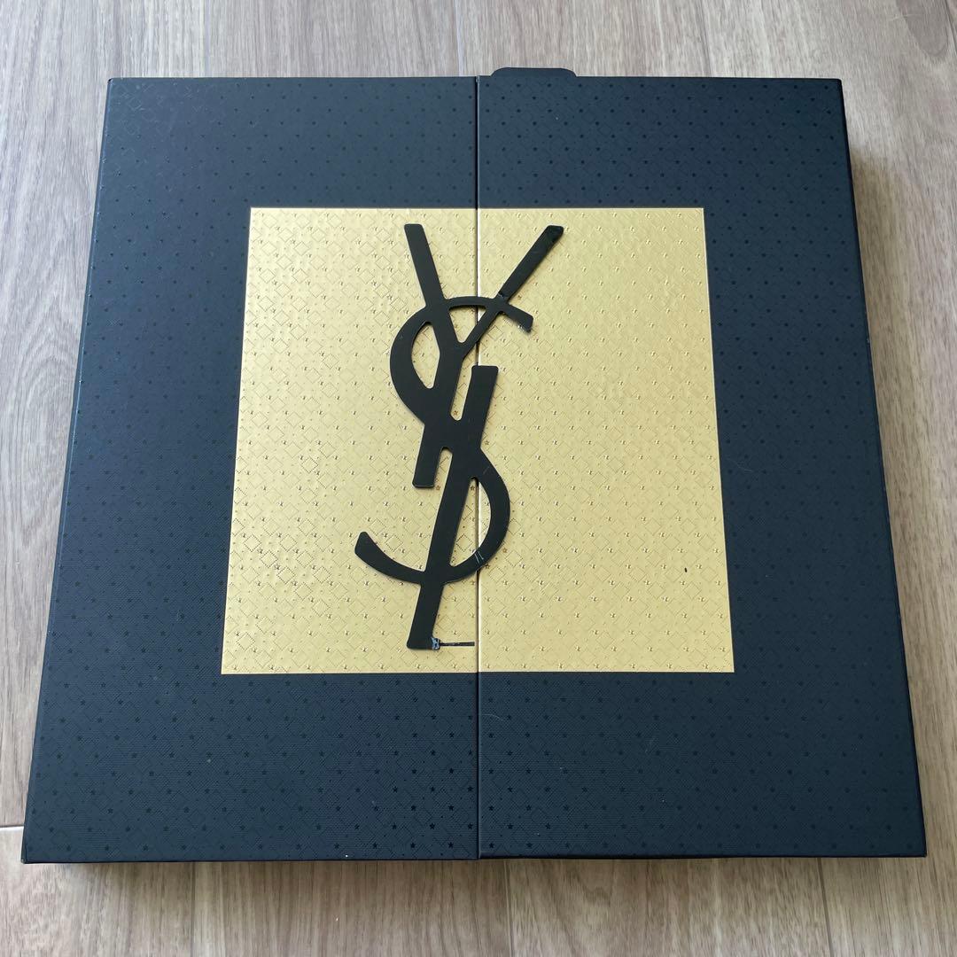 YSL アドベントカレンダー