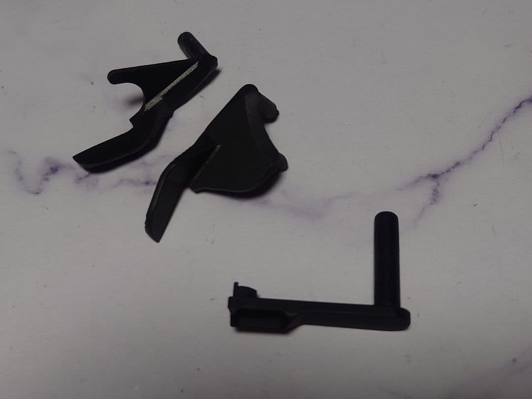 STI 2011 ミドルフレーム + グリップ 東京マルイ ハイキャパ 用 - メルカリ