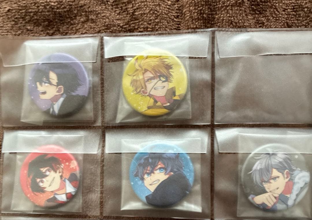 カラフルピーチ だるまさんがころんだ 缶バッジ　バラ売り不可