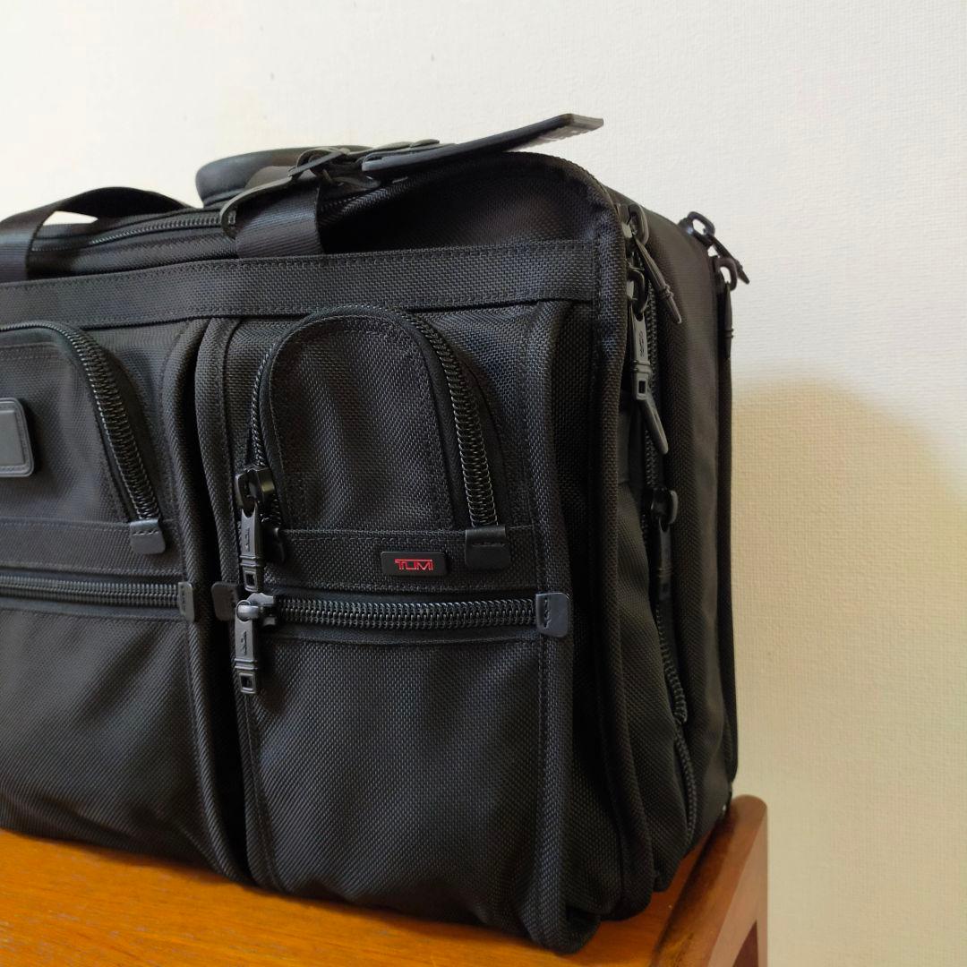 極美品TUMI トゥミ 美品 TUMI ラージエクスパンダブル ブリーフケース