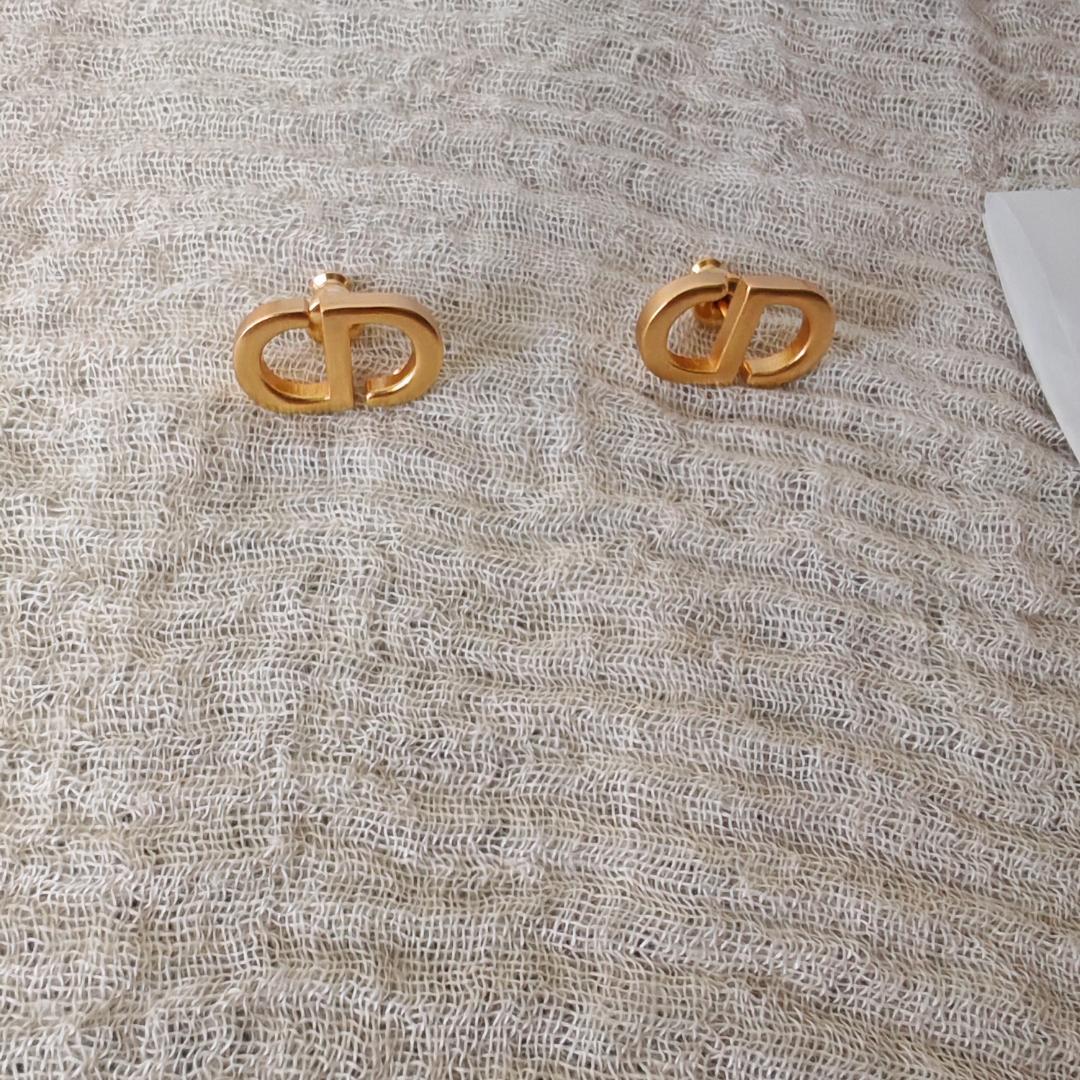 DIOR Petit CD スタッドピアス