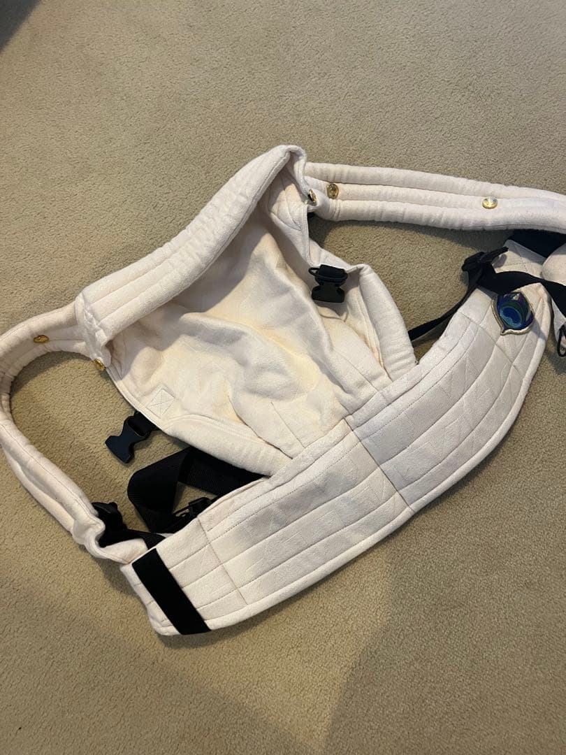 artipoppe抱っこ紐