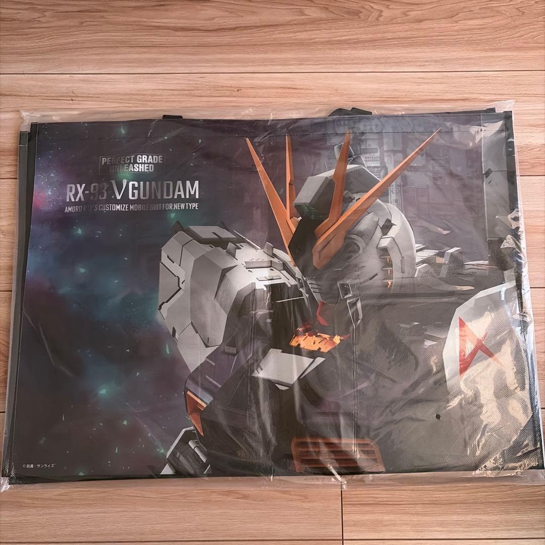 吉*人様 ガンダムベース限定 PG UNLEASHED 1/60 νガンダム シ - メルカリ
