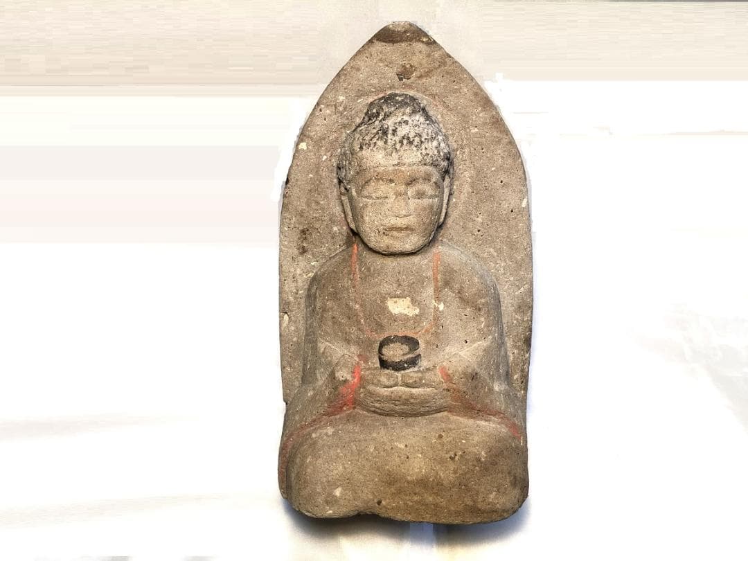 【 江戸期の石仏 】　卓上に置けるコンパクト22ｃｍ