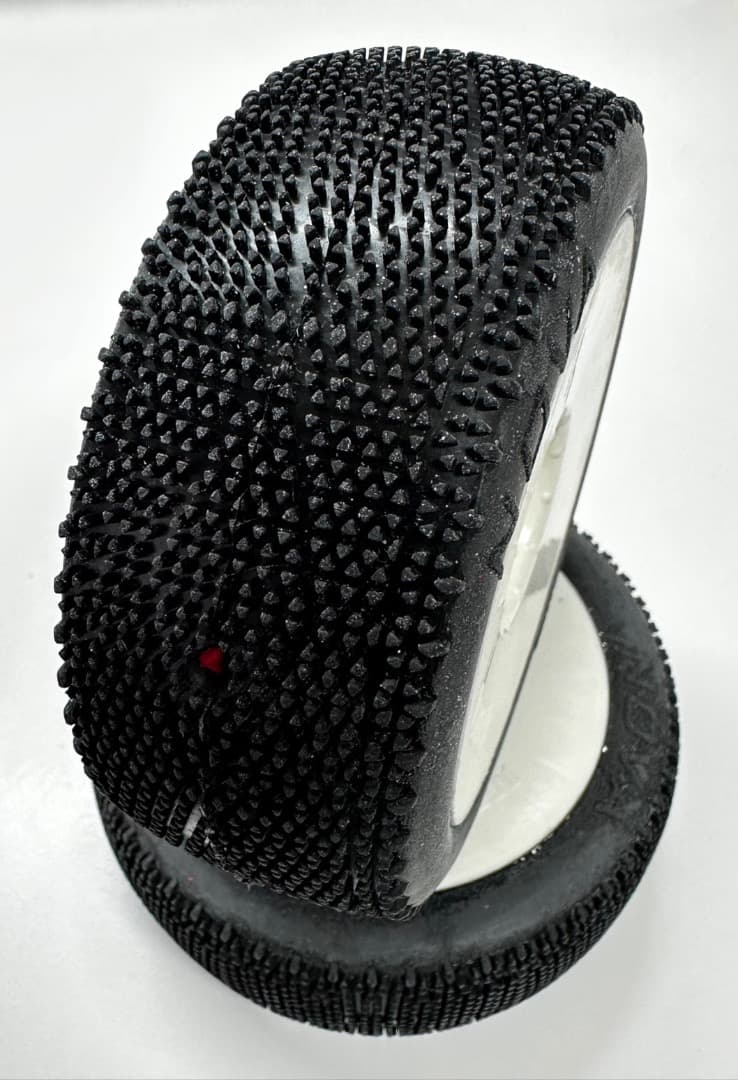 MATRIXタイヤのノバソフト（S）接着済み２台分（４袋）