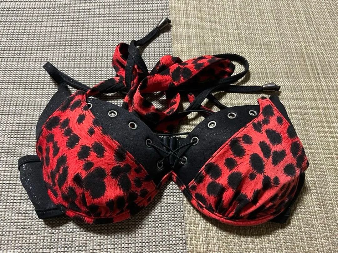 d.i.a.ヒョウ柄　レッド・ブラック　見せブラ