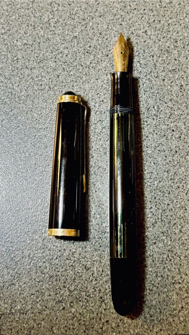 遮光土偶金人型彫刻 アンティーク風陶器。 高さ14センチ、横幅6.5センチ