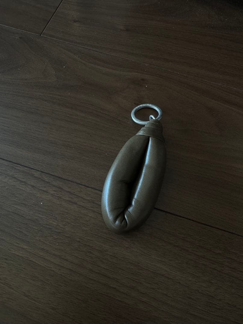 LEMAIRE レザーキーホルダー