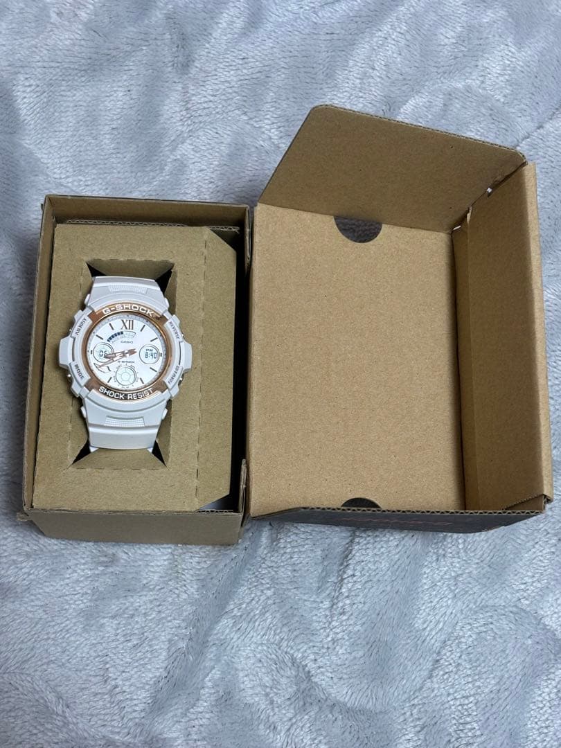 G-SHOCK GA-2100 ホワイト