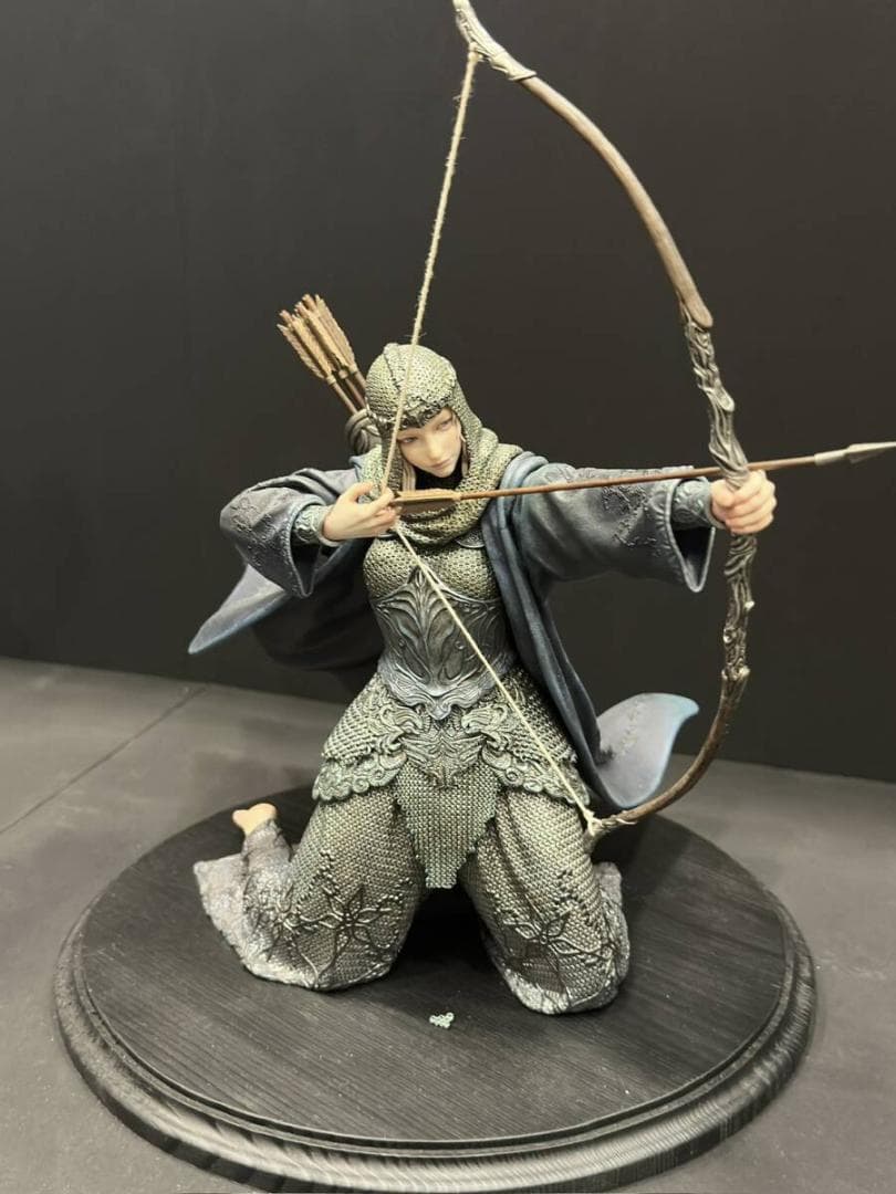 ワンフェス 川魚料理 ELDENRING しろがねのラティナ ガレージキット