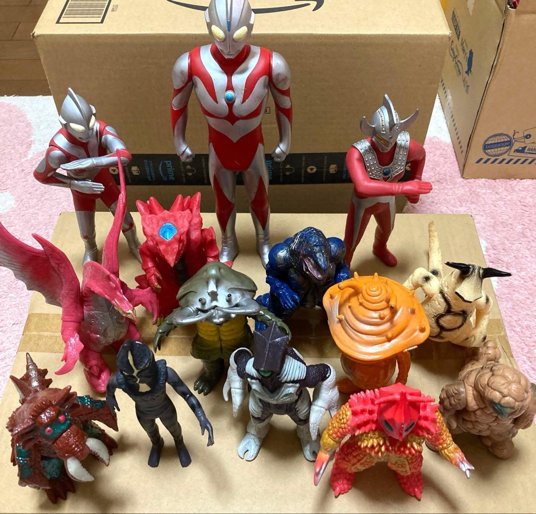 ウルトラマンシリーズ 怪獣フィギュア 合わせて14体セット　まとめ売り ウルトラマンシリーズ 怪獣フィギュア 14体セット｜Yahoo!フリマ（旧