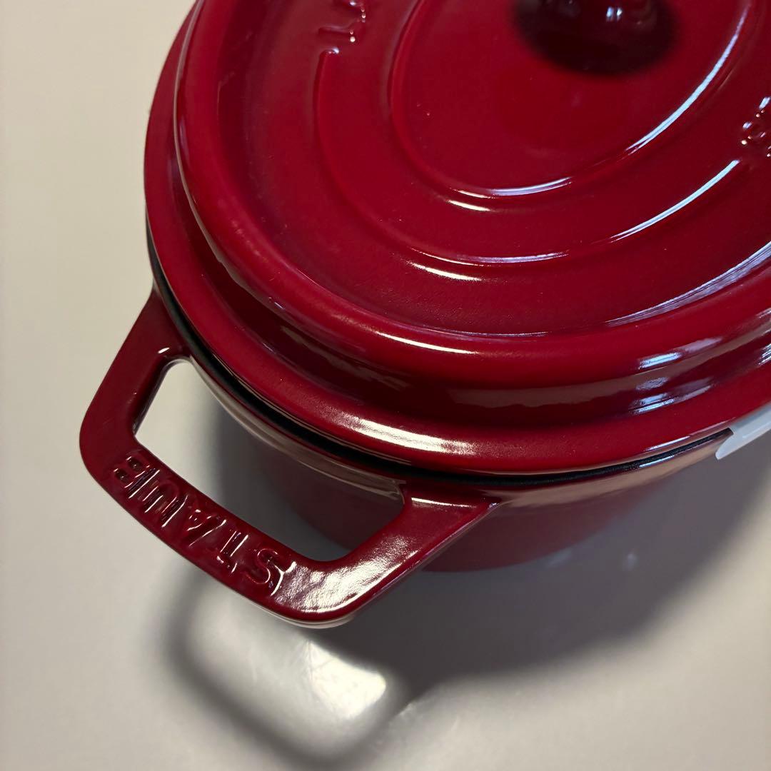 STAUB ストウブ ピコ ココットオーバル23cm チェリー レッド 鍋 - メルカリ