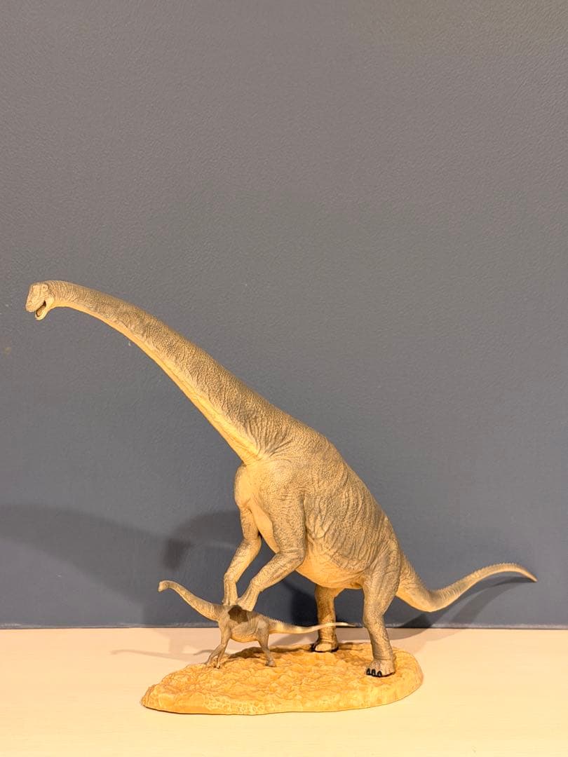 ブラキオサウルス　フィギュア　塗装済み完成品