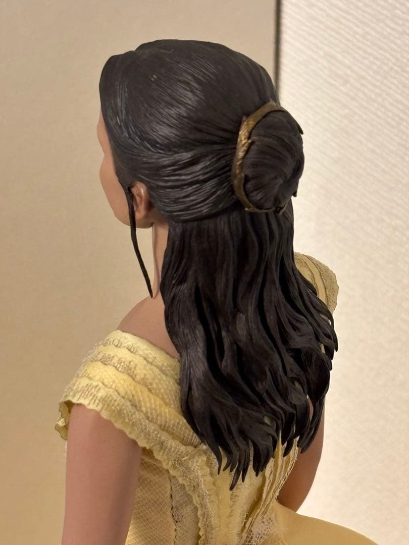 ホットトイズ/美女と野獣/エマ・ワトソン/フィギュア/人形/限定/ベル