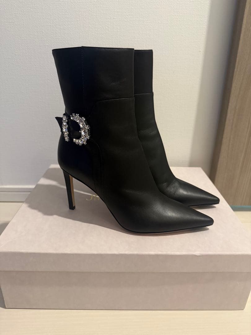 【新品未使用】JIMMY CHOO ショートブーツ BLACK 38 24.5 JIMMY CHOO（ジミーチュウ） ショートブーツ スエード エンジニア