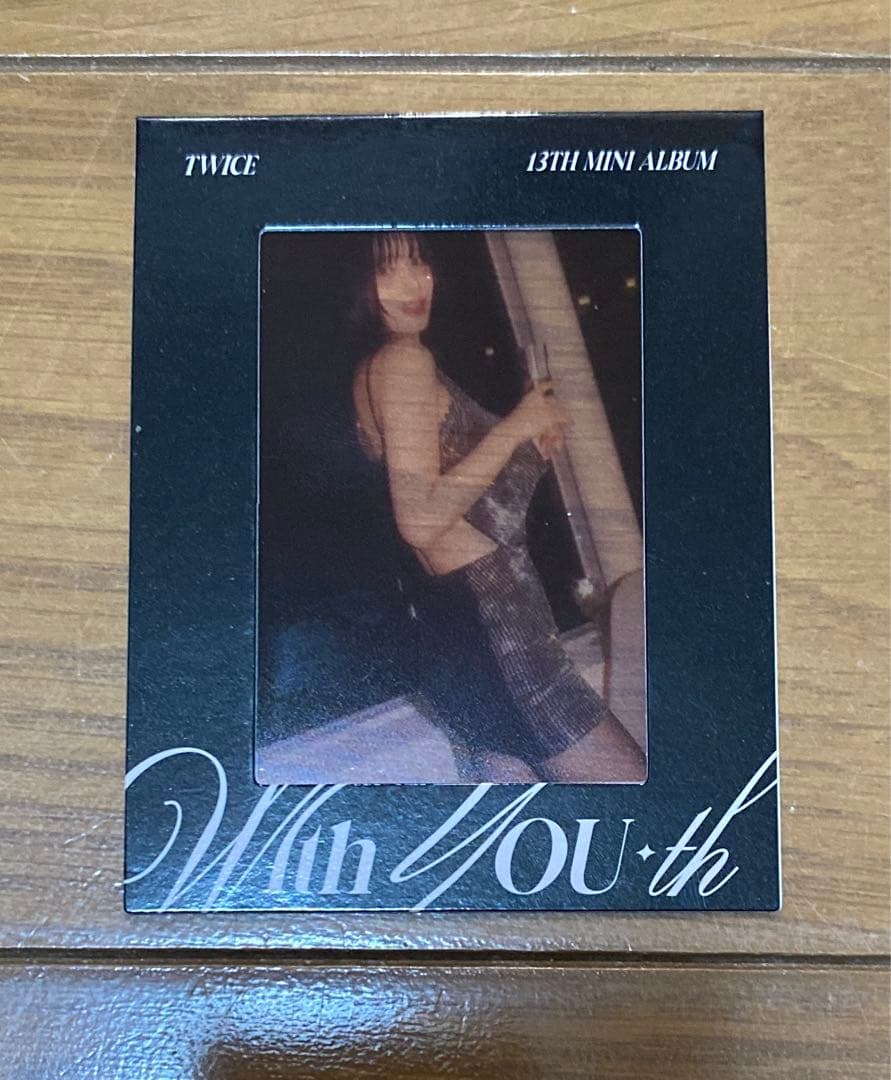 TWICE Withyouth モモ サイン入りポストカード アメリカ限定 - メルカリ