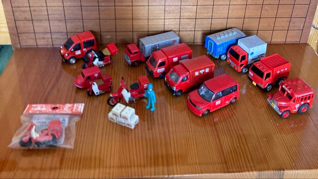 郵便車両のミニカー、チョロQほか14個